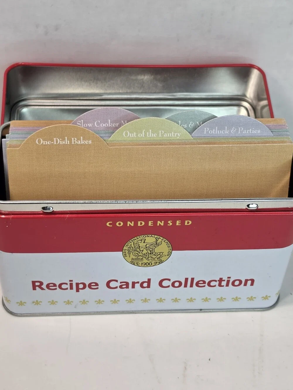 Campbell's Soup Recipe Card Collection in Collectible Metal Tin 2013. NOB